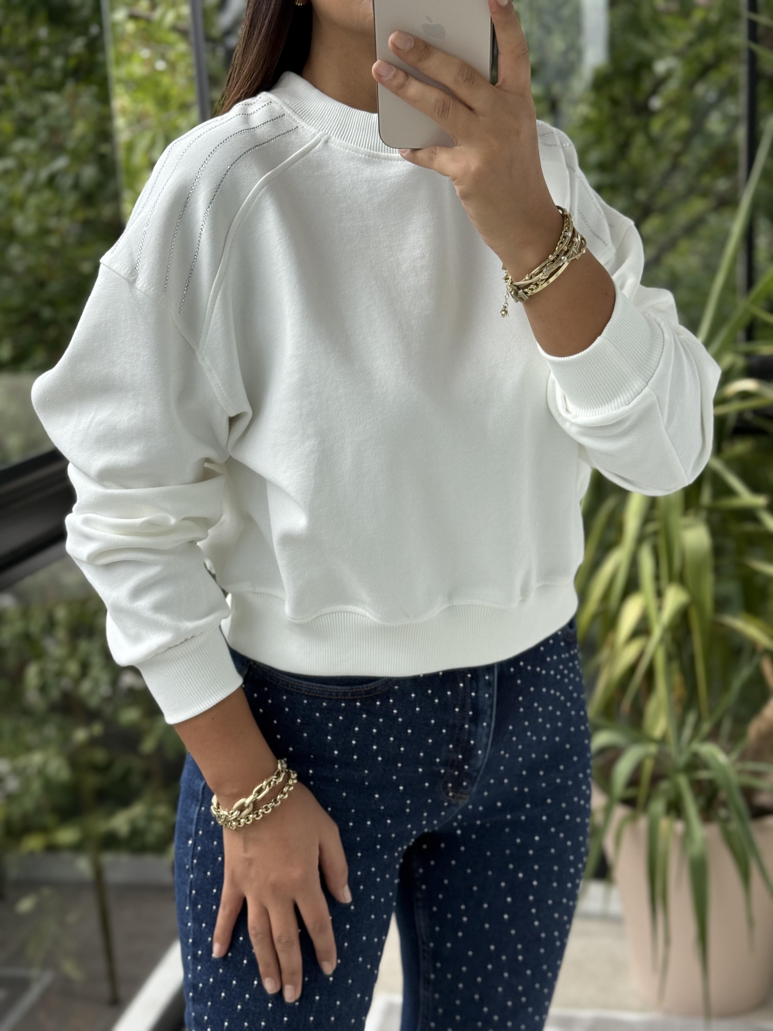 Omzu Sıra Taşlı Sweatshirt Beyaz