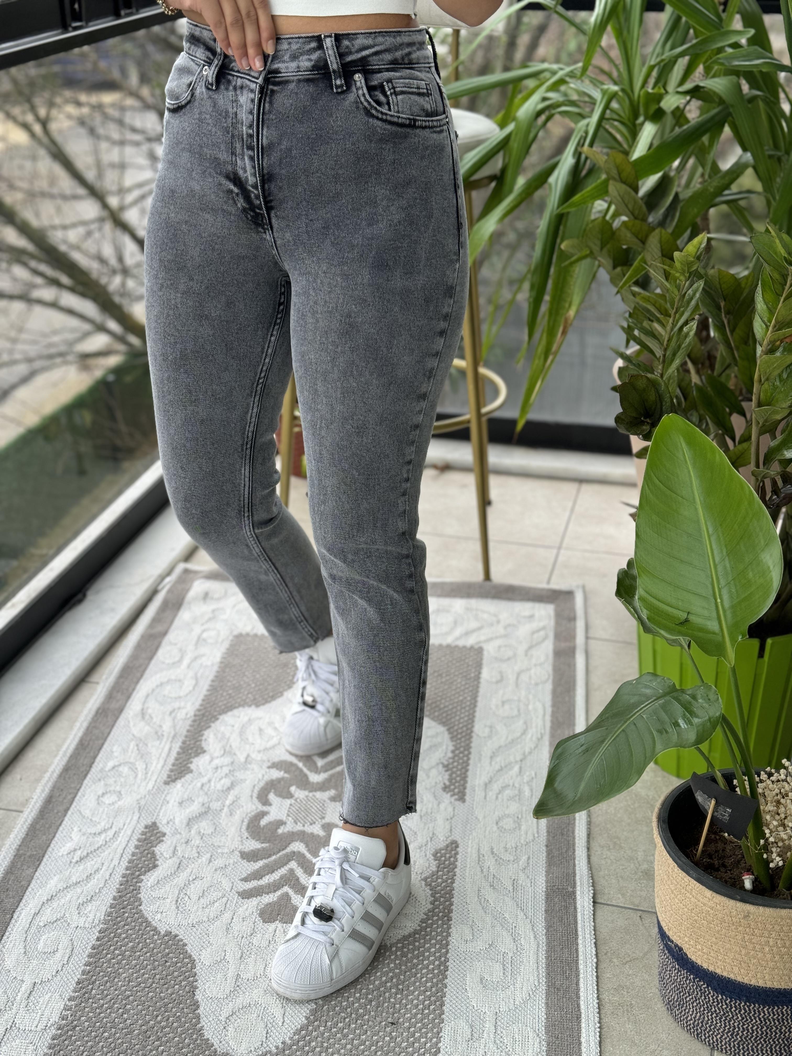 Premium Kalite Kesik Paça Jean Antrasit