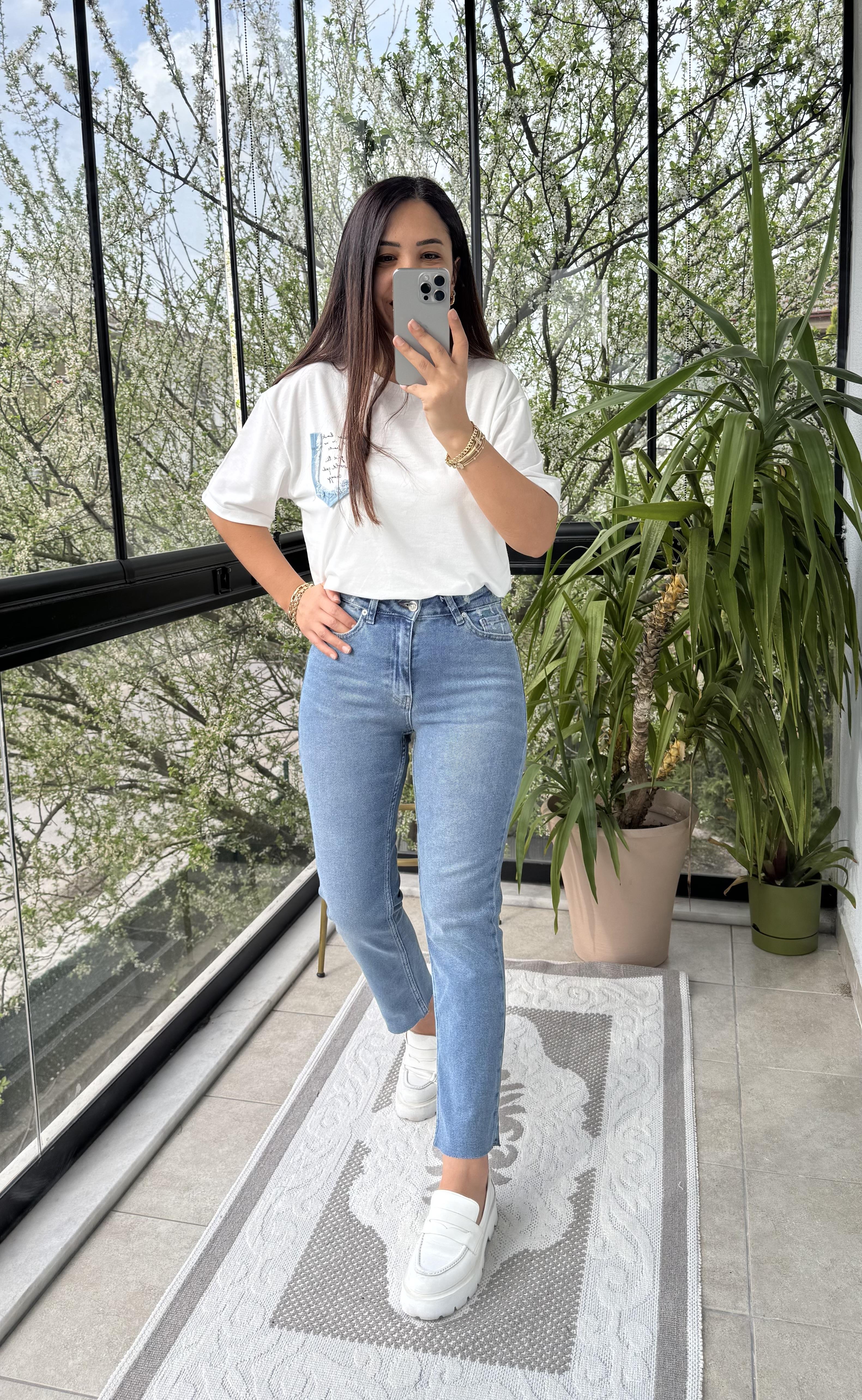 Premium Kalite Kesik Paça Jean Mavi