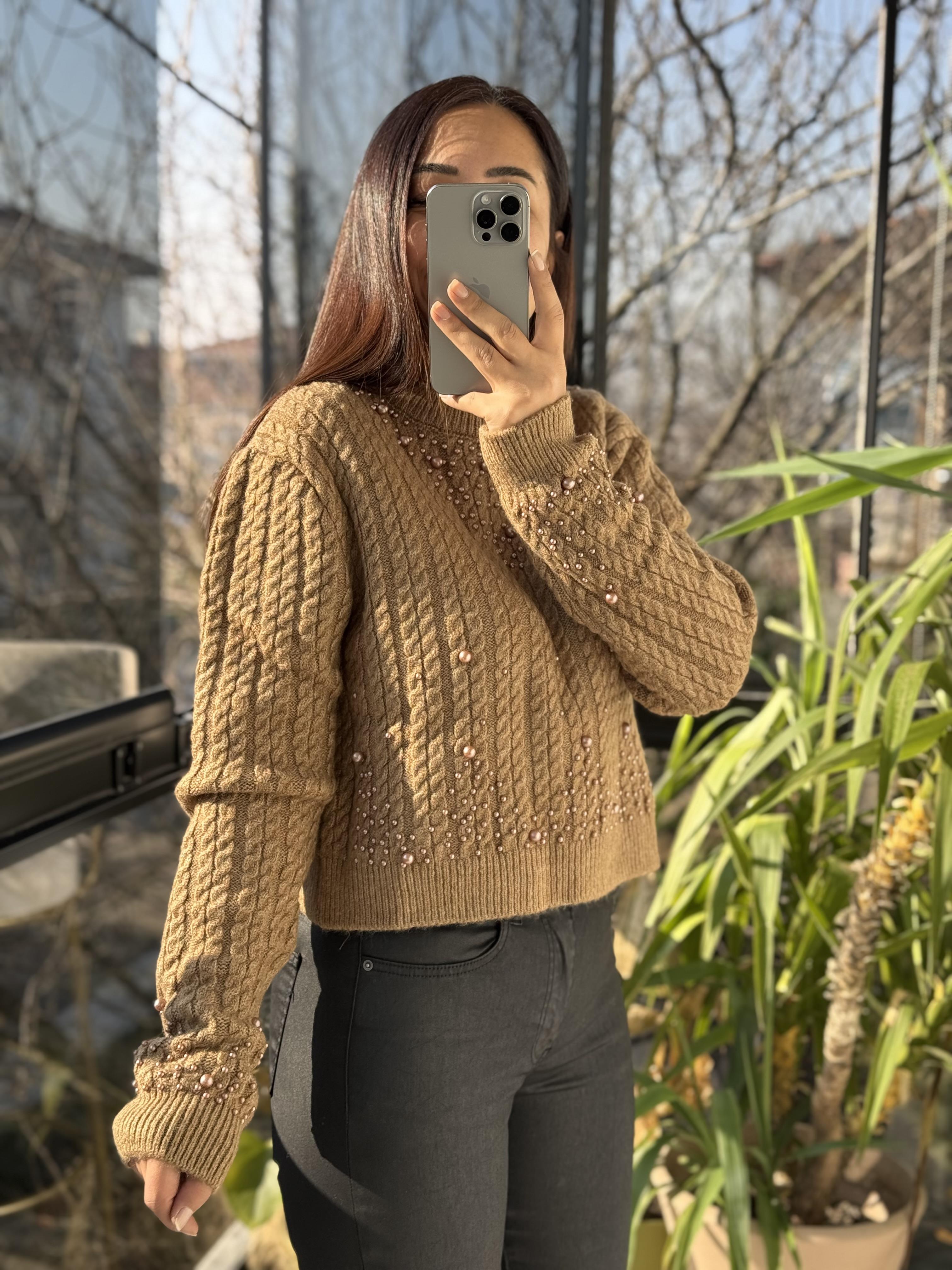 Saçlı İnci Çakma Kazak Camel