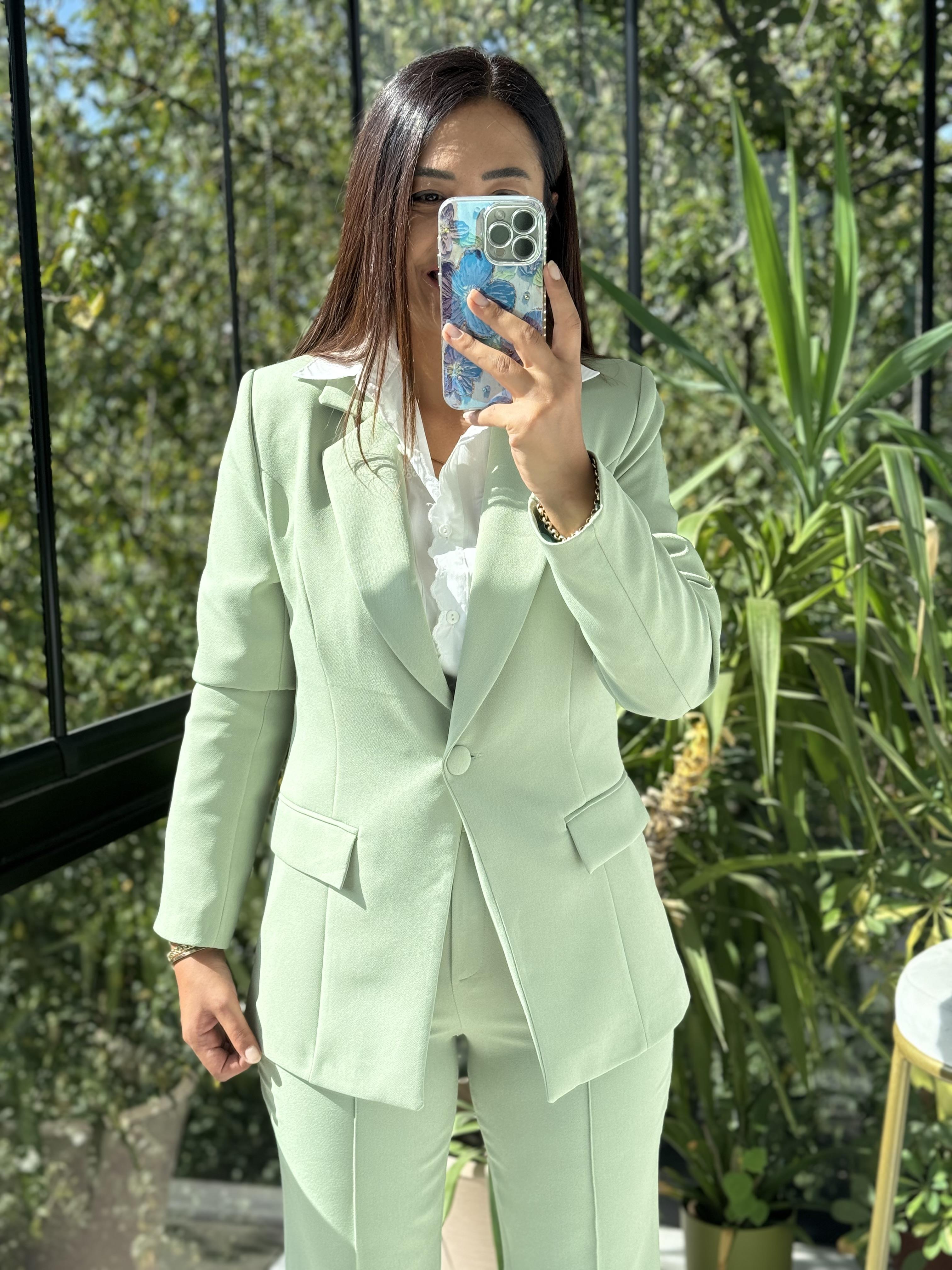 Takım Elbise Çağla Yeşili