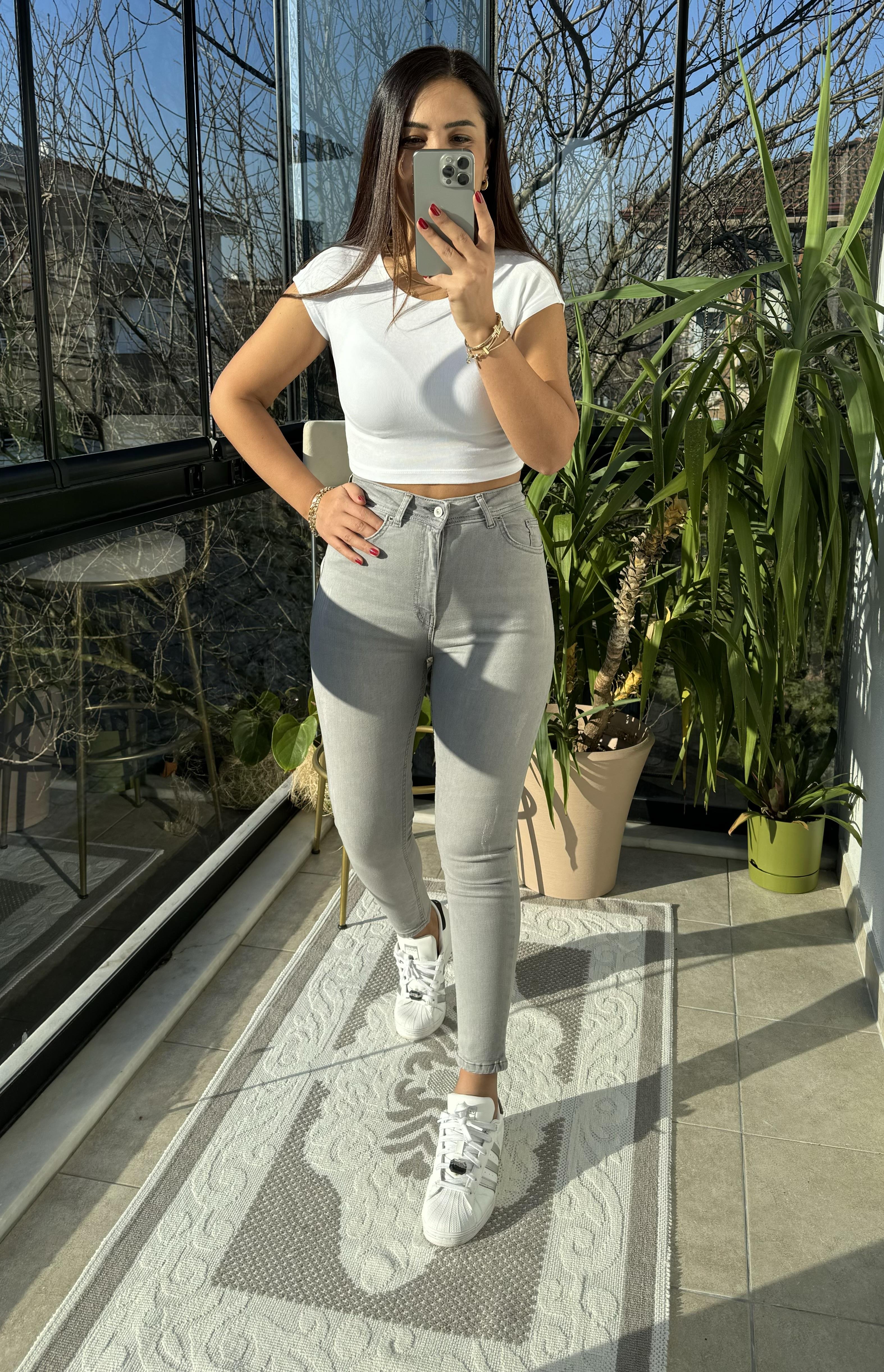 Toparlayıcı Skinny Jean Açık Gri Tırnaklı