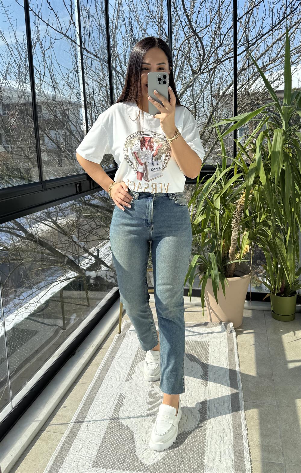  Yanı Yırtmaçlı Taşlı Kesik Paça Jean Yeşil Yıkama