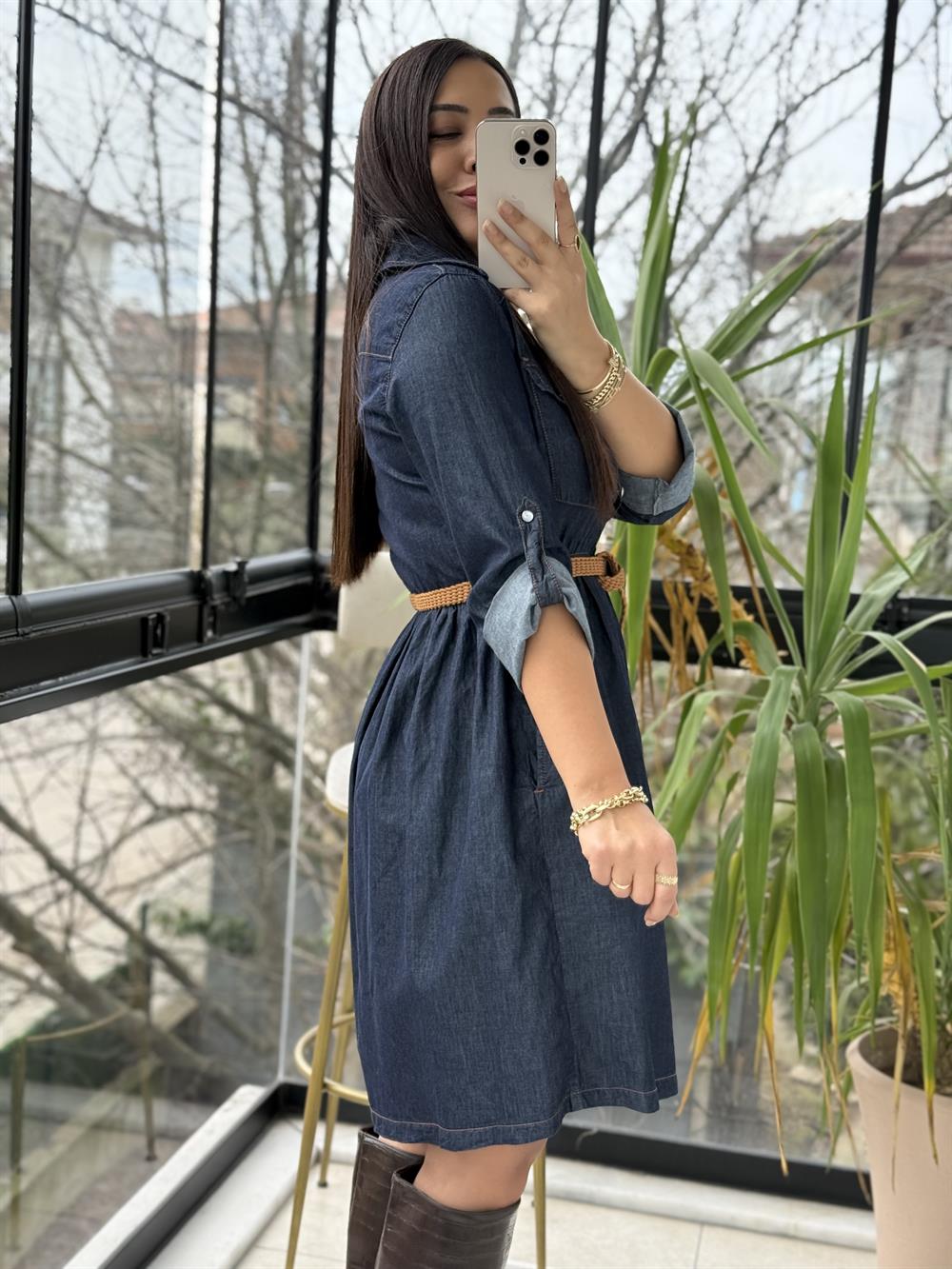 Büzgü Detaylı Kısa Kot Elbise Slaplı Lacivert