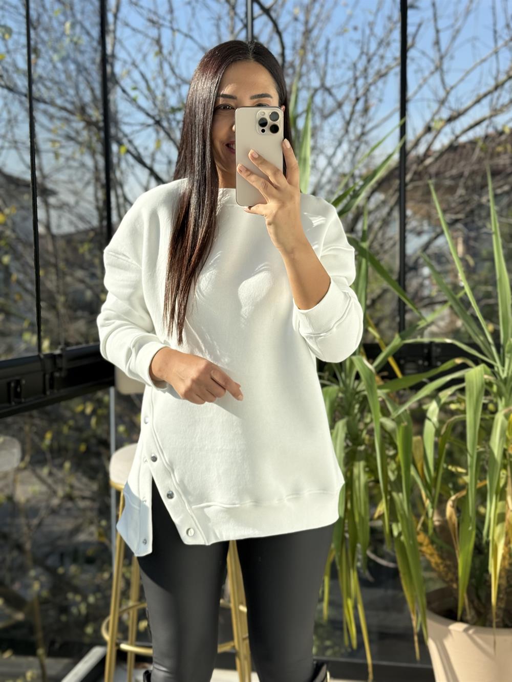 Yanı Çıtçıtlı Sweatshirt Beyaz