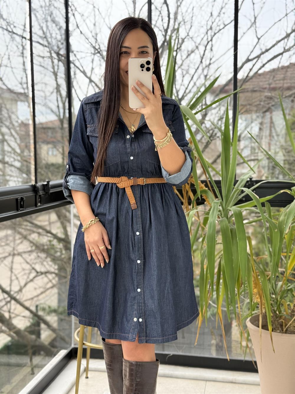 Büzgü Detaylı Kısa Kot Elbise Slaplı Lacivert