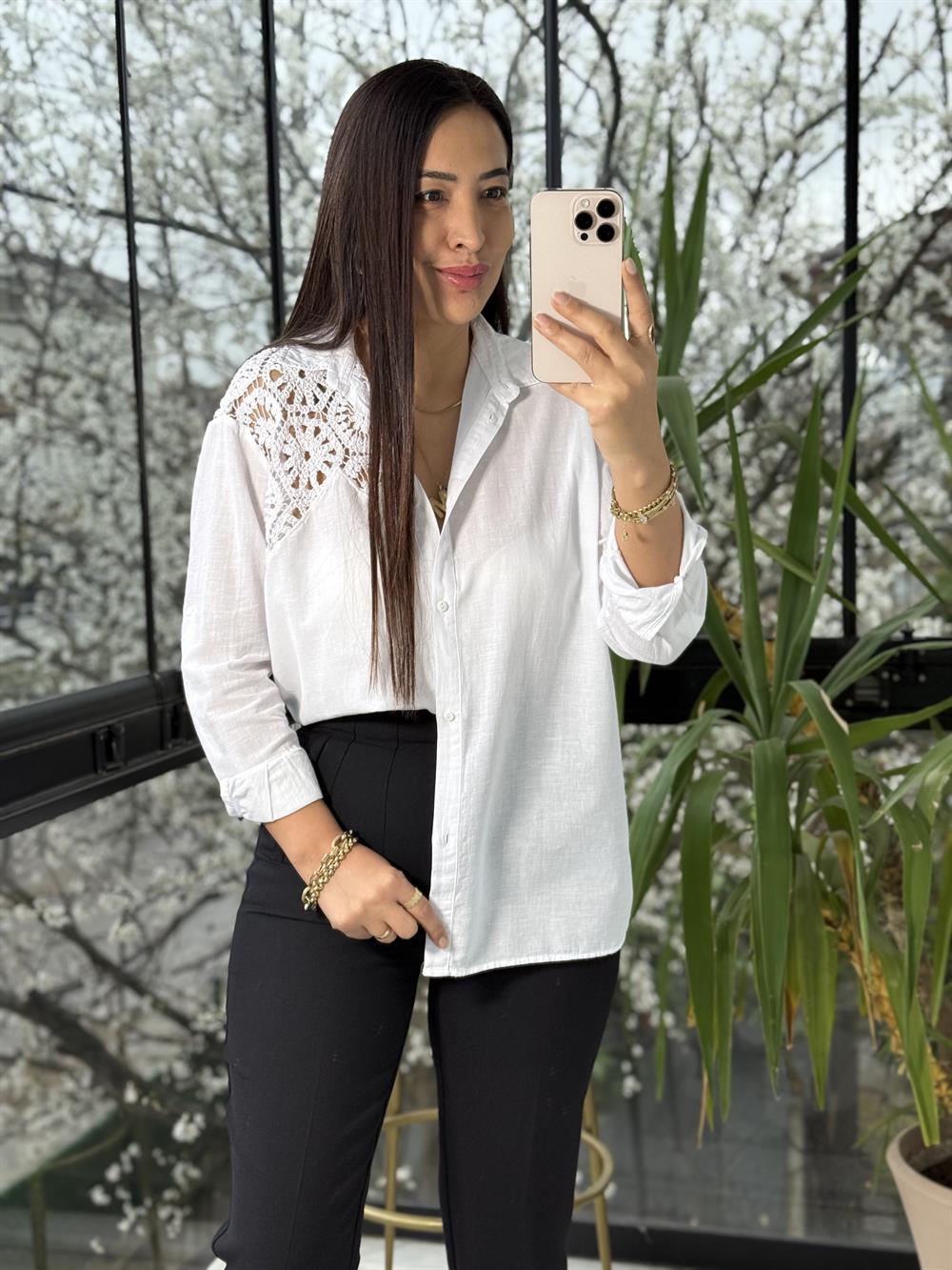 Omuz Dantel Detaylı Natural Gömlek Beyaz