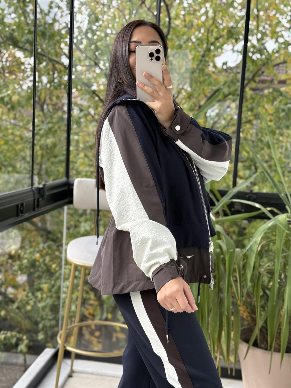 Twst Model Parçalı Takım Kahve