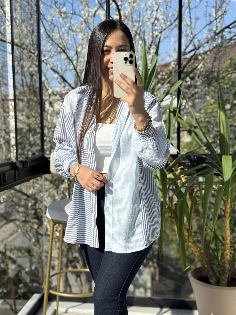 Asimetrik Çizgi Detaylı Pamuklu Gömlek Lacivert