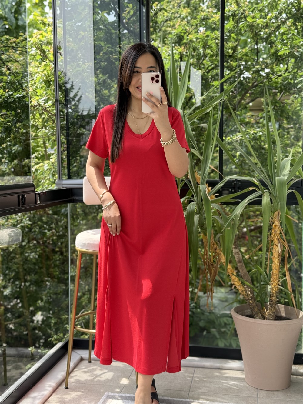 Oysh V Yaka Yırtmaçlı Elbise Kırmızı