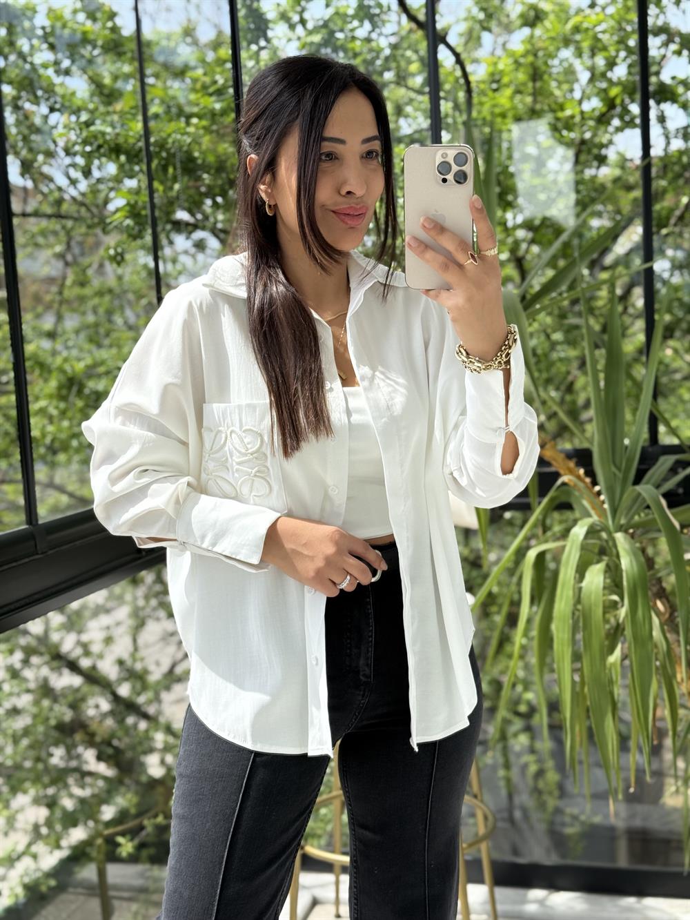 Cebi Nakışlı Gömlek Beyaz