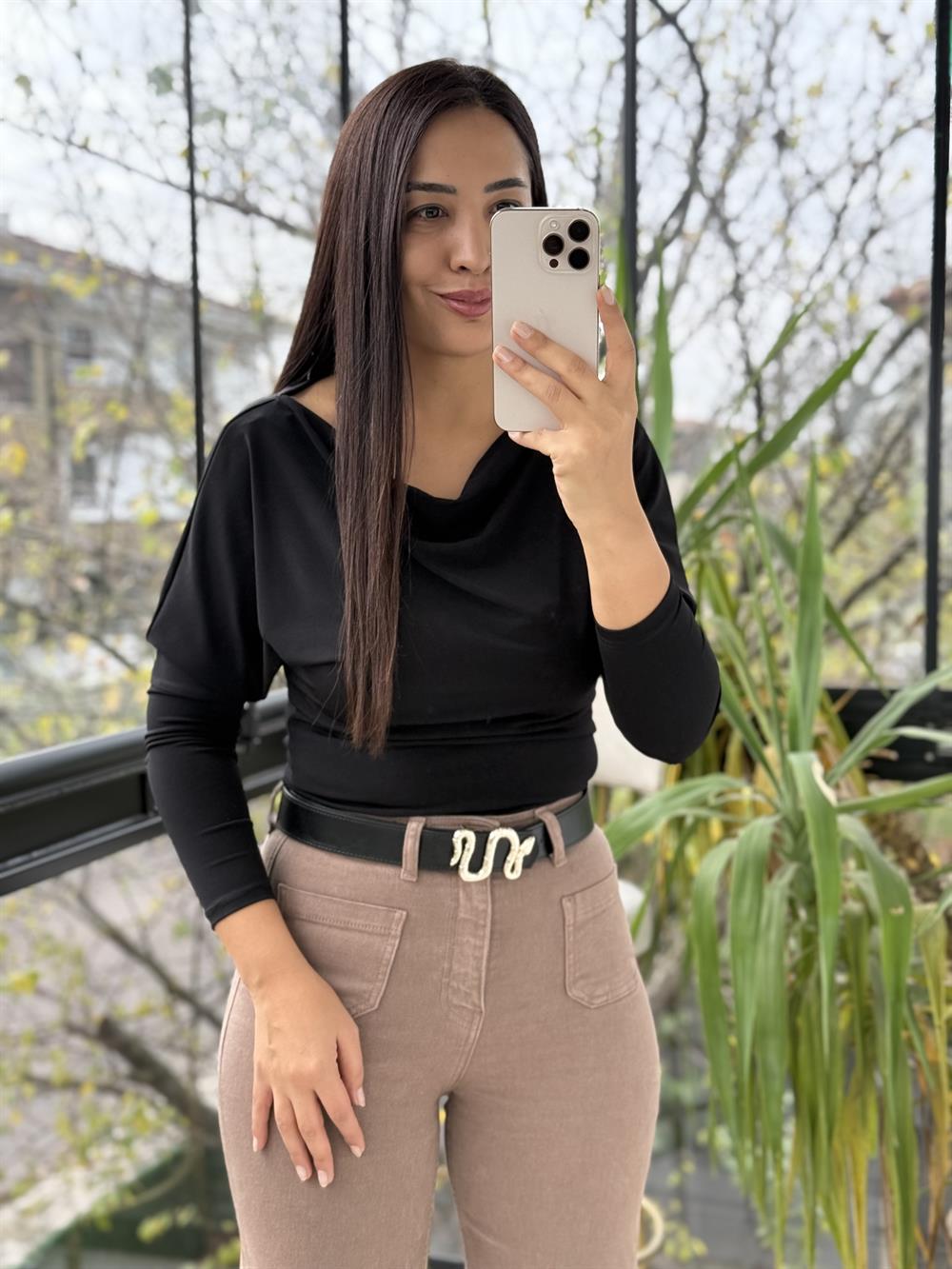 Sandy Kayık Yaka Bluz Siyah