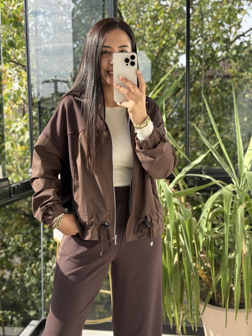 Paraşüt Detaylı Takım Kahve