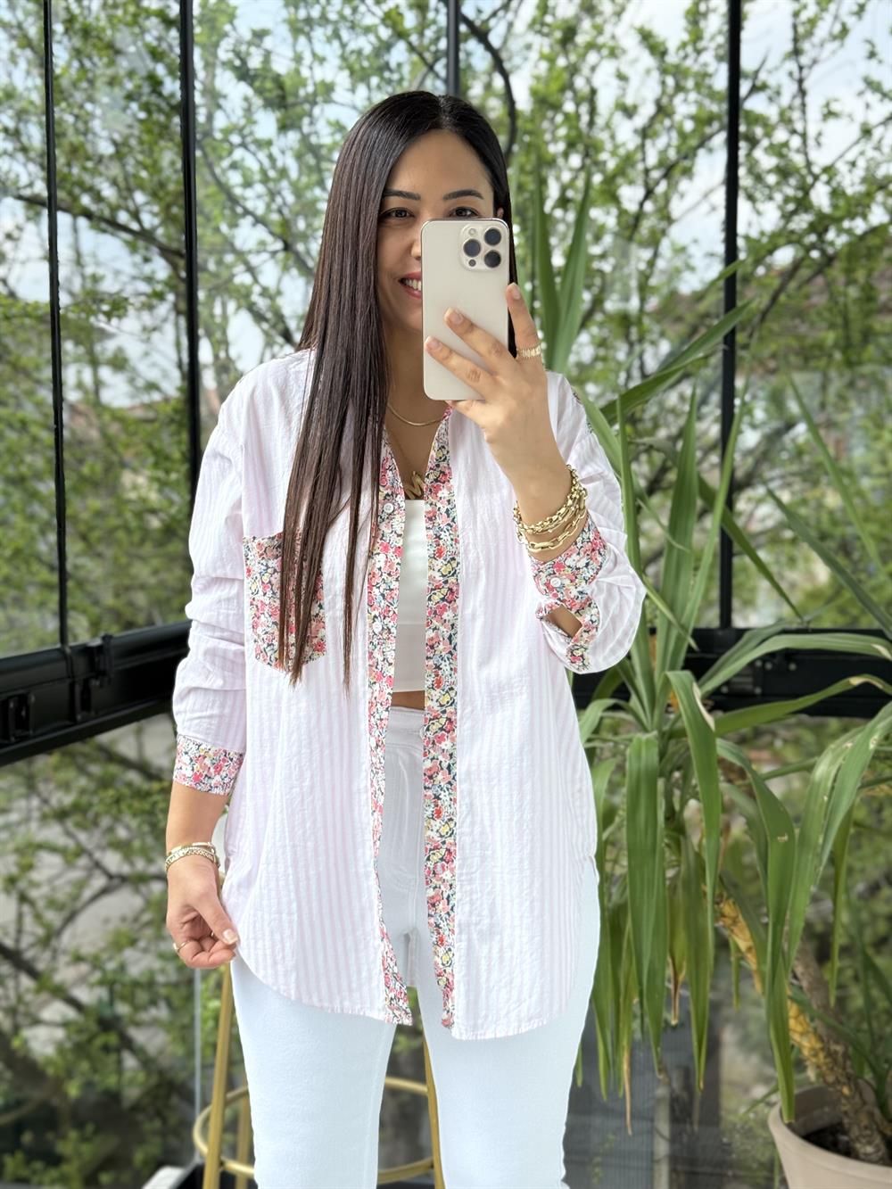 Çiçek Detaylı Çizgili Gömlek Pembe