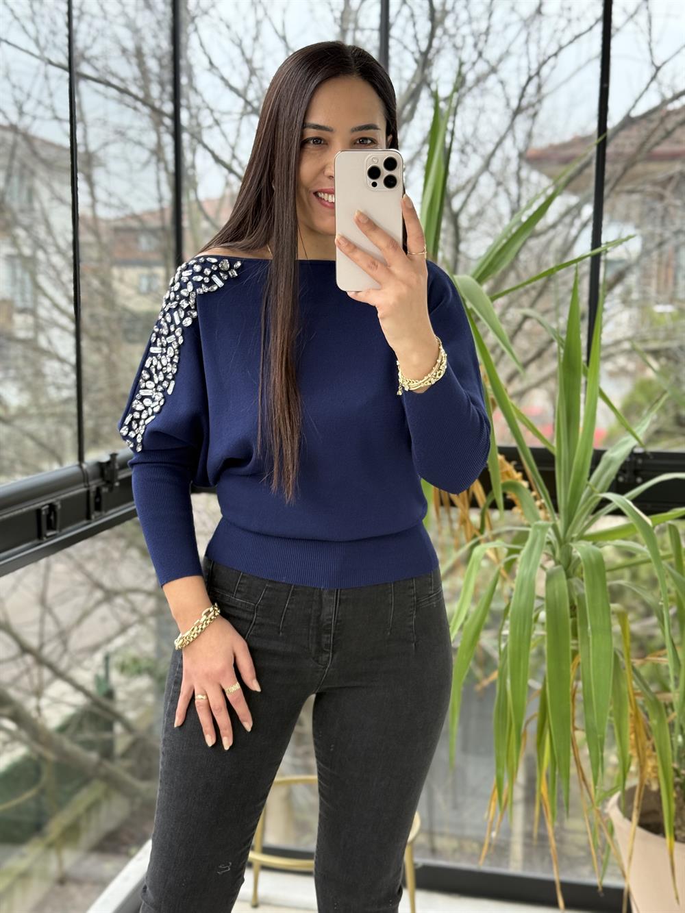 Taş İşlemeli Tek Omuz Triko Kazak Lacivert