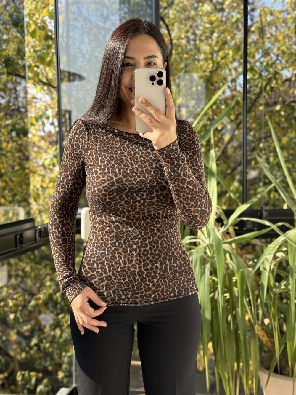 Dilvin Leopar Desenli Kaşmir Bluz Leopar