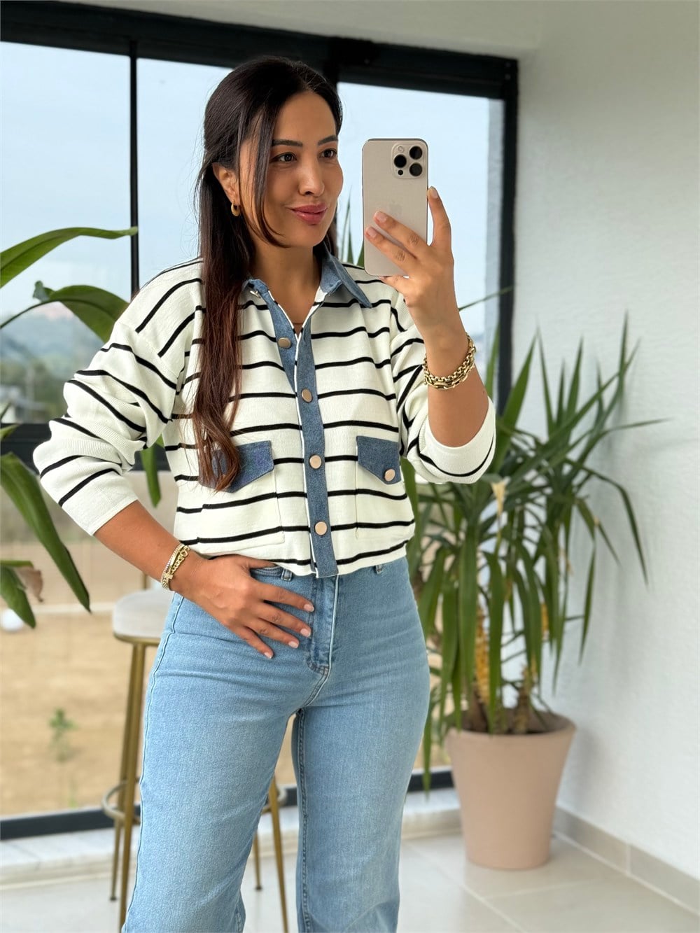 Denim Yaka Ve Cep Detaylı Hırka Beyaz