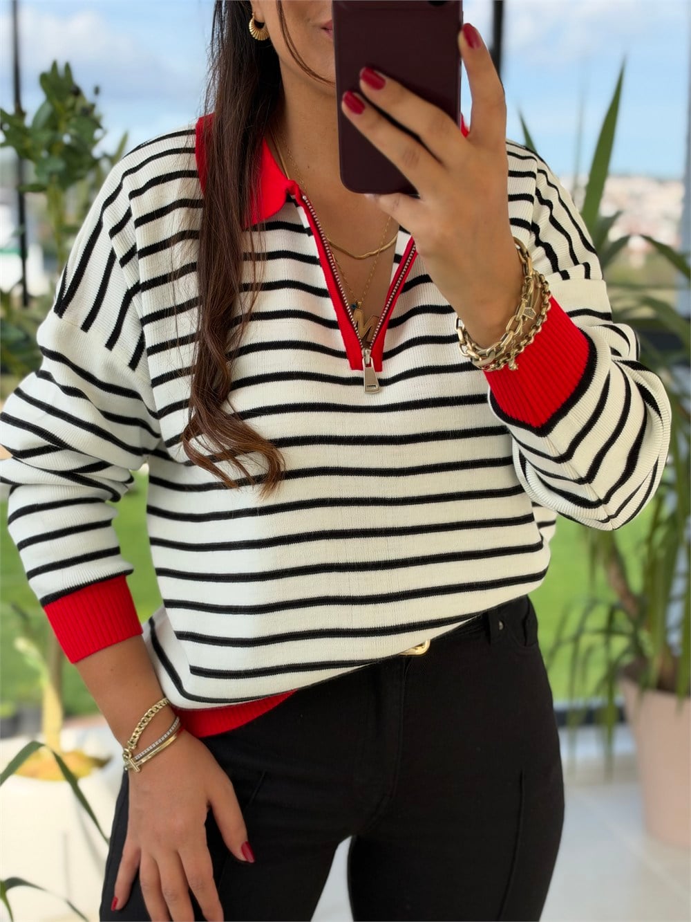 Polo Yaka Çizgili Renk Detaylı Sweatshirt Kırmızı