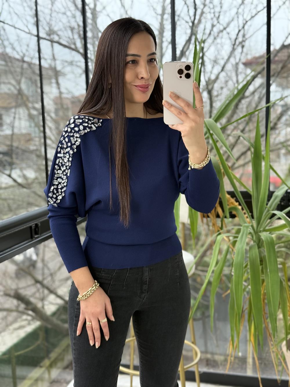 Taş İşlemeli Tek Omuz Triko Kazak Lacivert