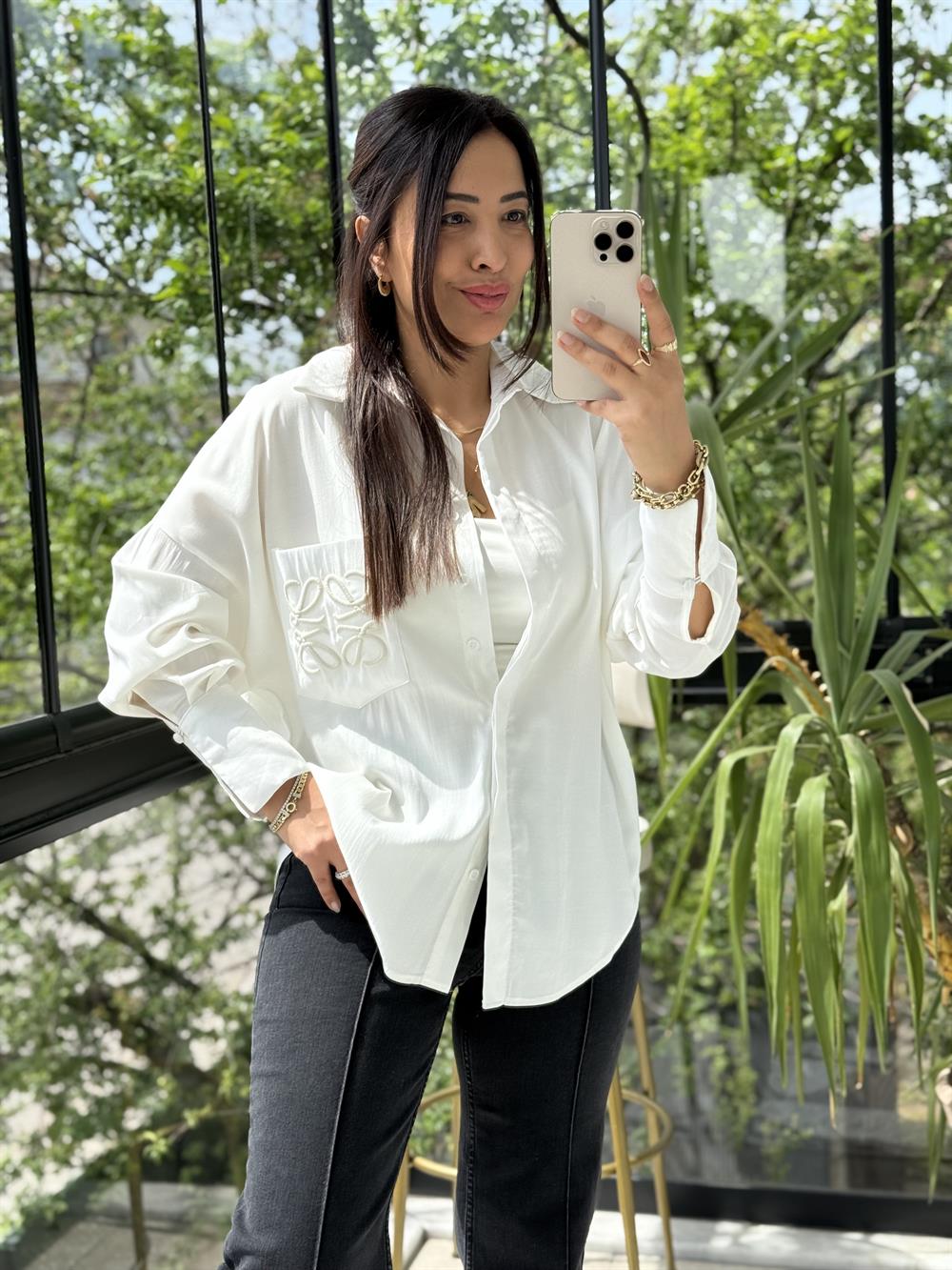 Cebi Nakışlı Gömlek Beyaz