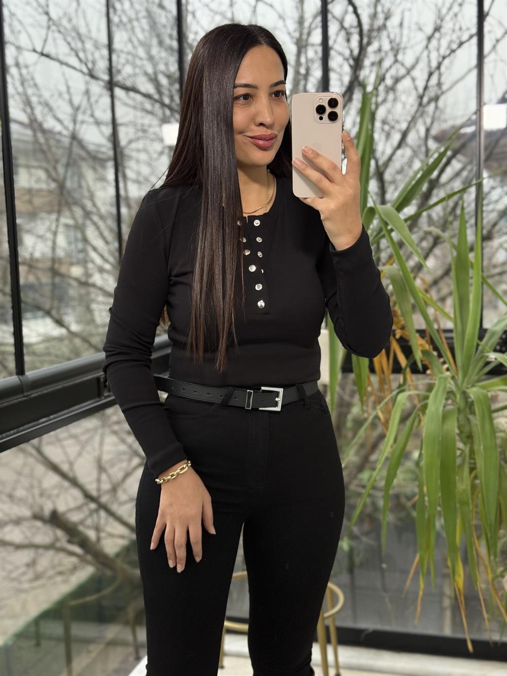 Yarım Çıtçıtlı Bluz Siyah