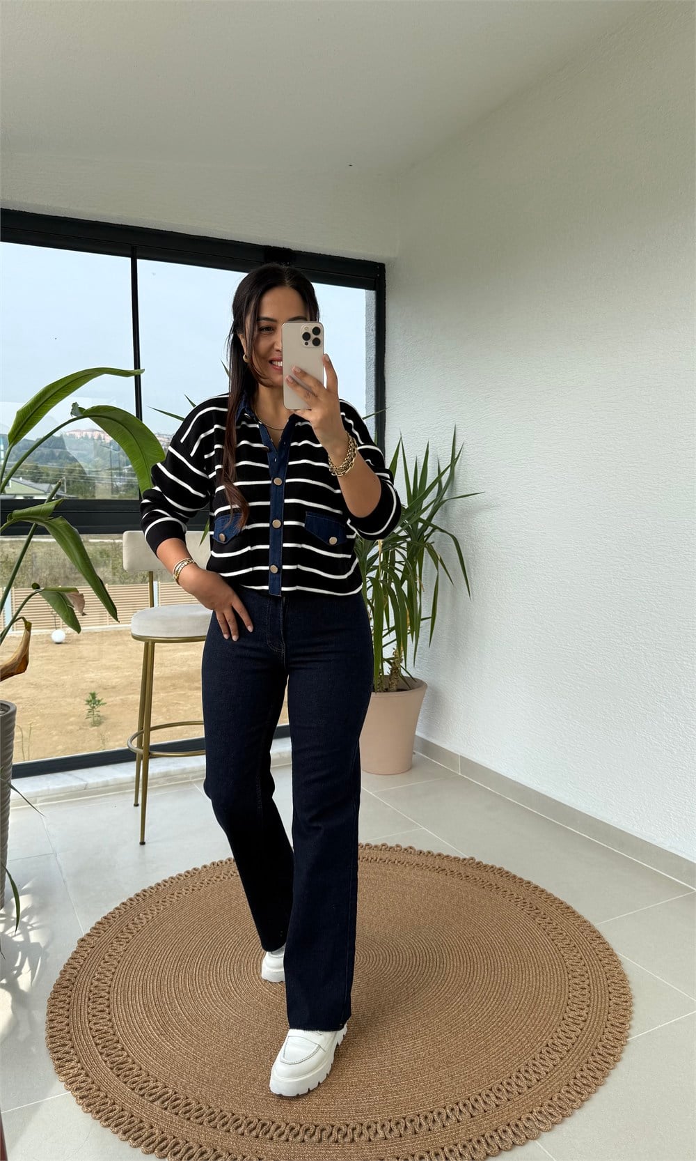 Denim Yaka Ve Cep Detaylı Hırka Siyah