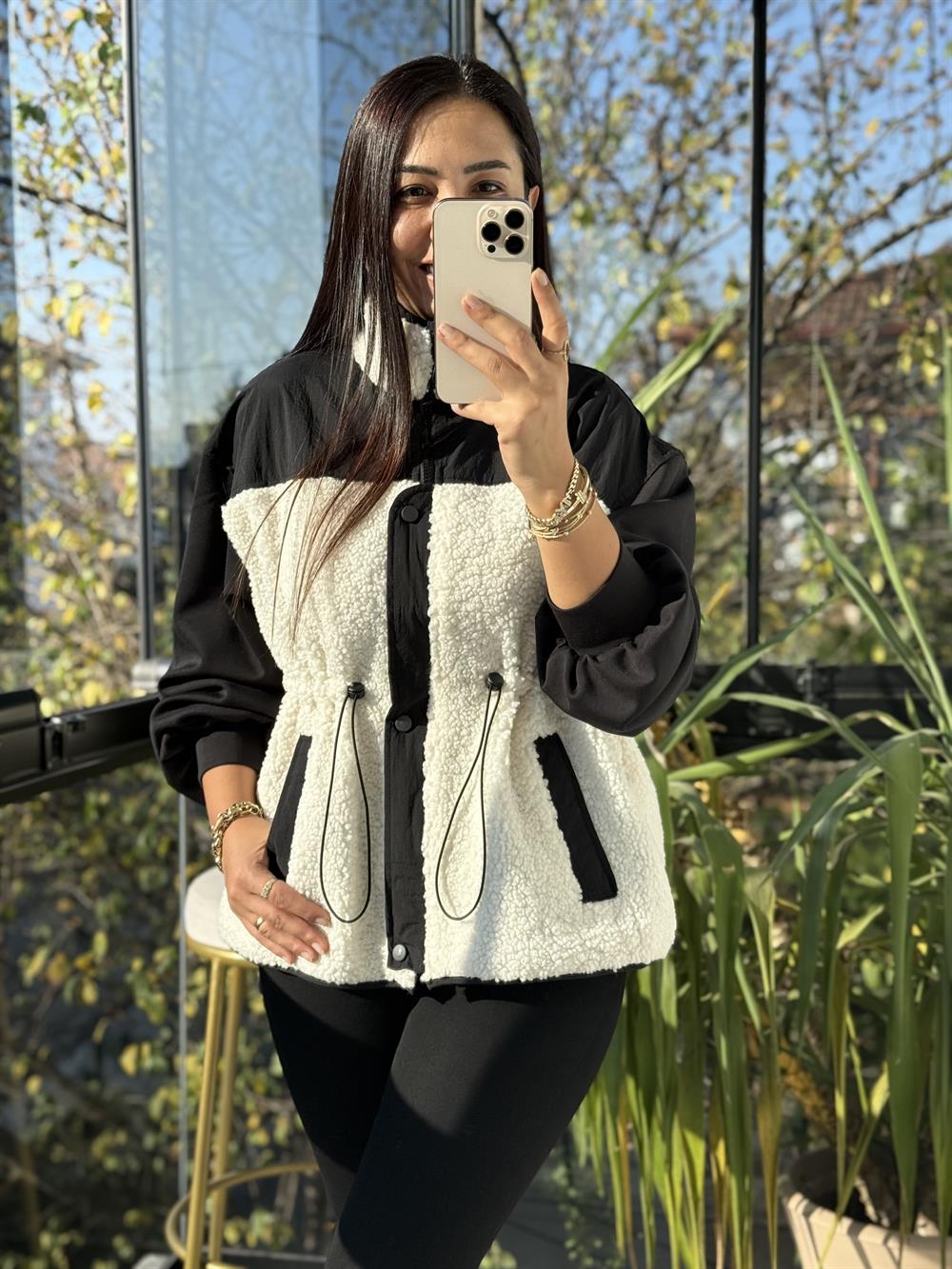 Pelüş Garnili Mont Siyah