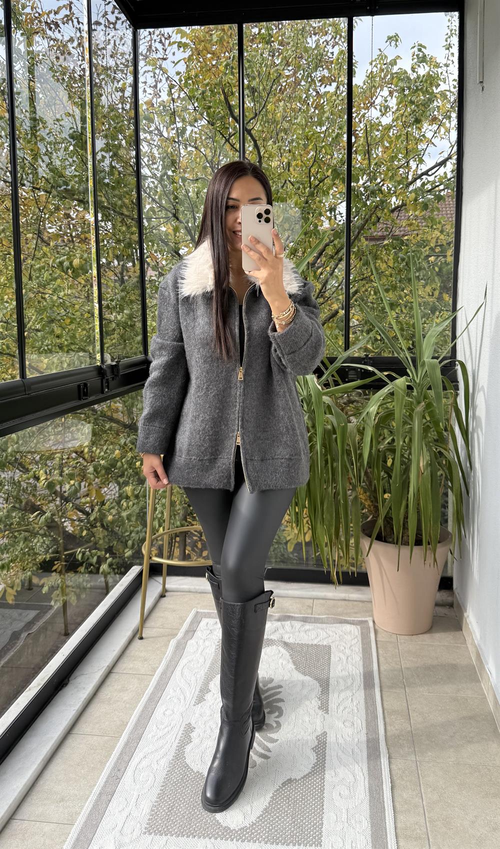 Kürk Yakalı Şardonlu Hırka Antrasit 