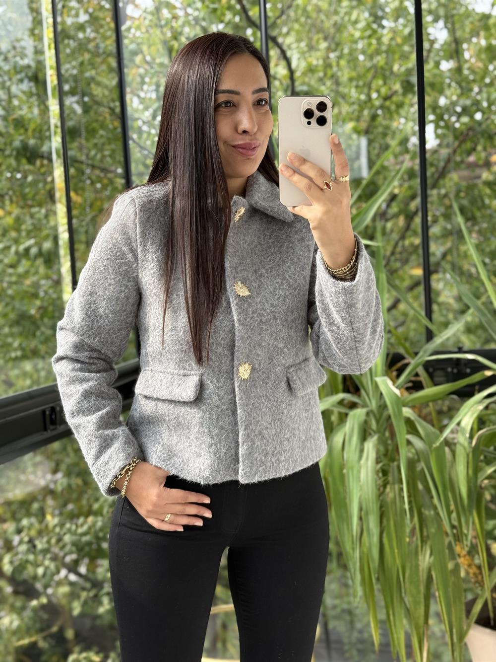 Kısa Gold Düğme Yün Ceket Gri