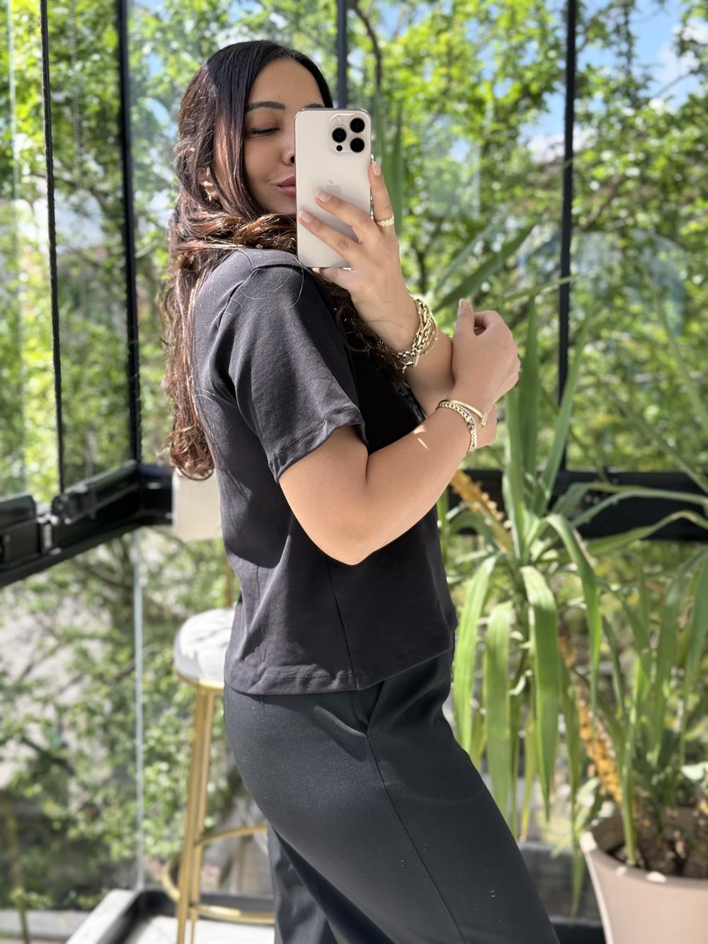 Fularlı Tişört Siyah