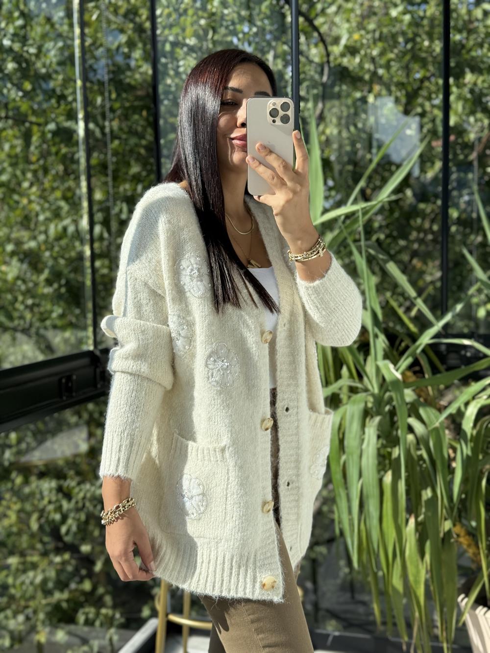 İthal Dokuma Kumaş Tül Ve Payet Çiçekli Hırka Ekru