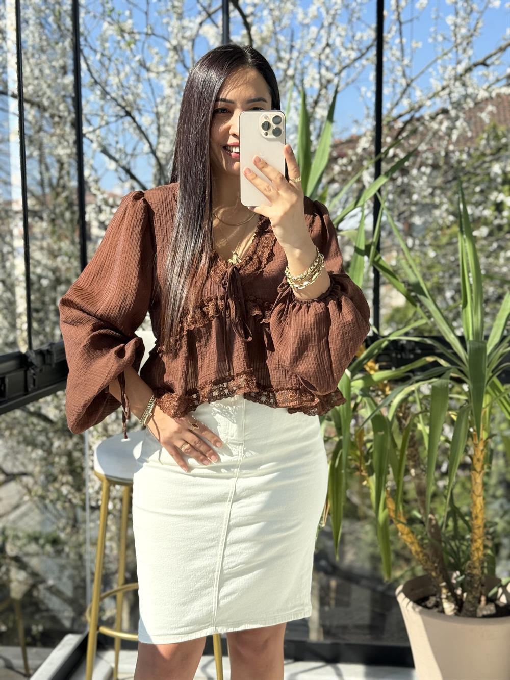 Dantelli Uzun Kol Bluz Kahve