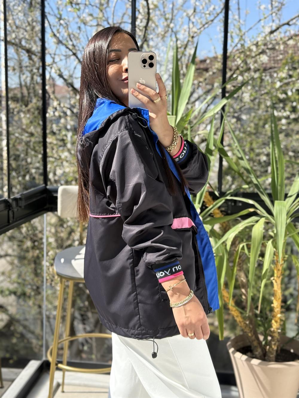 Neon Block Yağmurluk Siyah