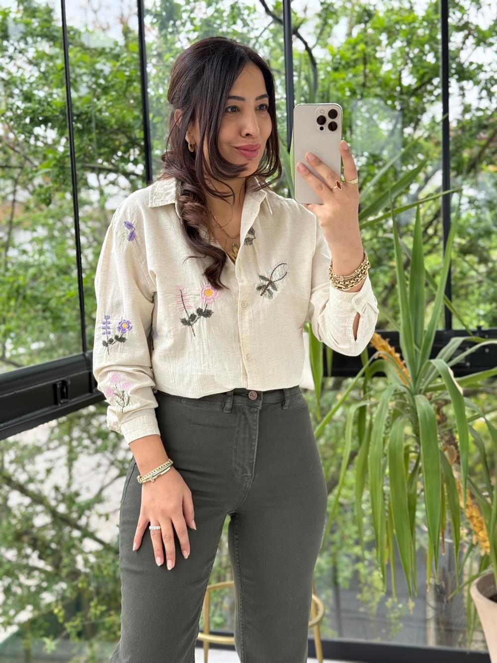 Bahar Nakışlı Gömlek Natural