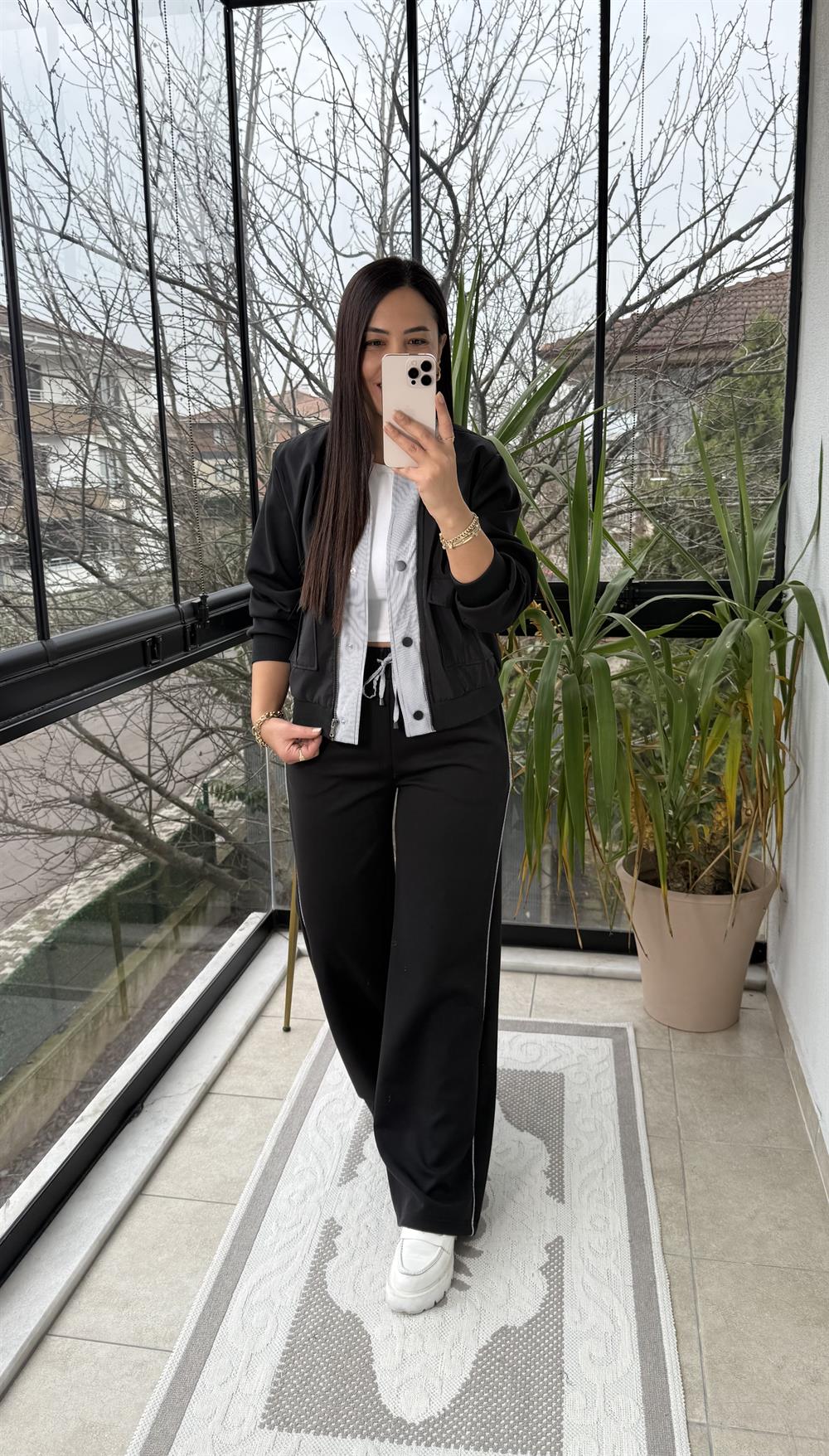 Garnili Çizgili Gömlek Detaylı Takım Siyah