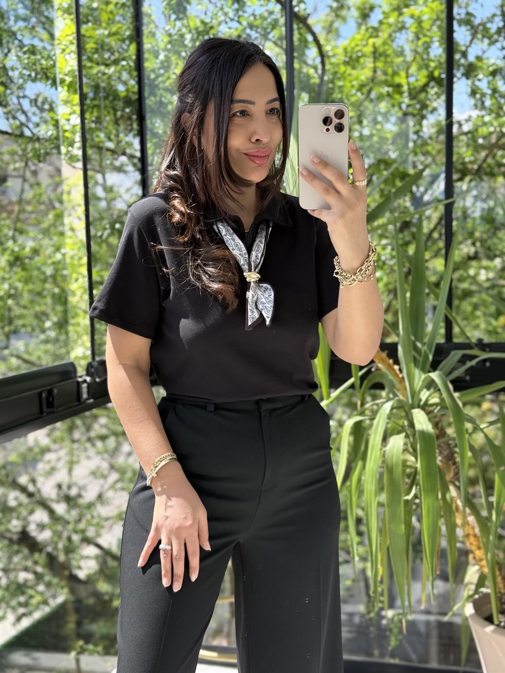 Fularlı Tişört Siyah