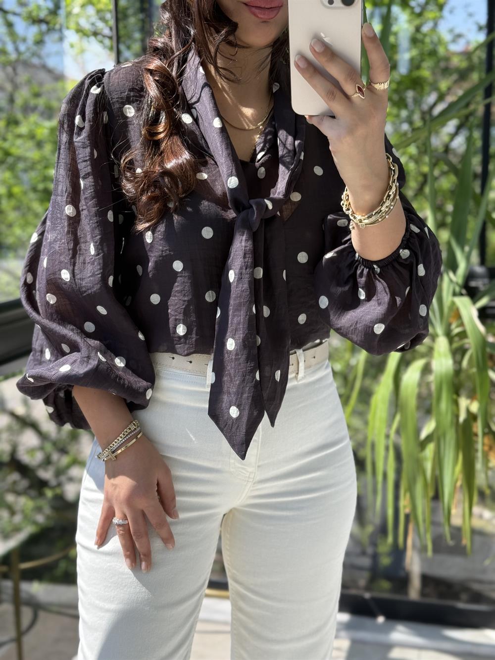 Puantiyeli Bağlamalı Bluz Kahve