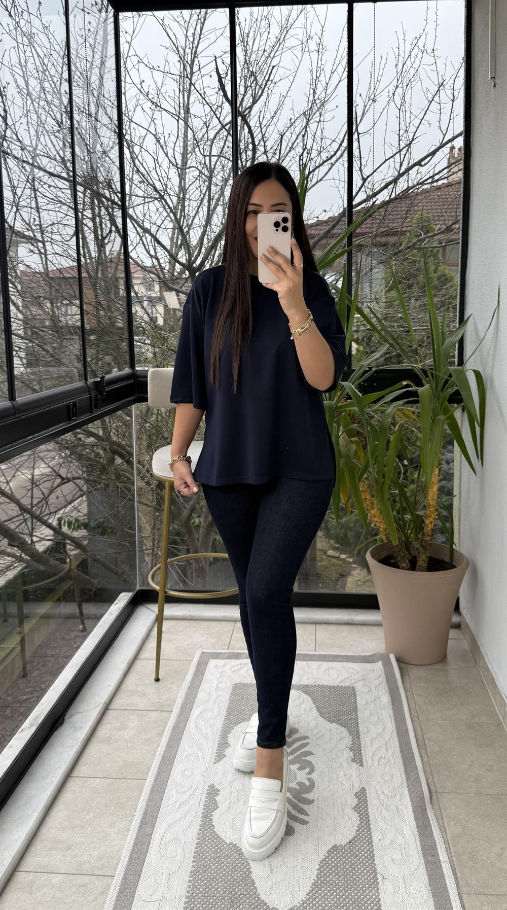 Oversize Yanları Yırtmaçlı Modal Tişört Lacivert