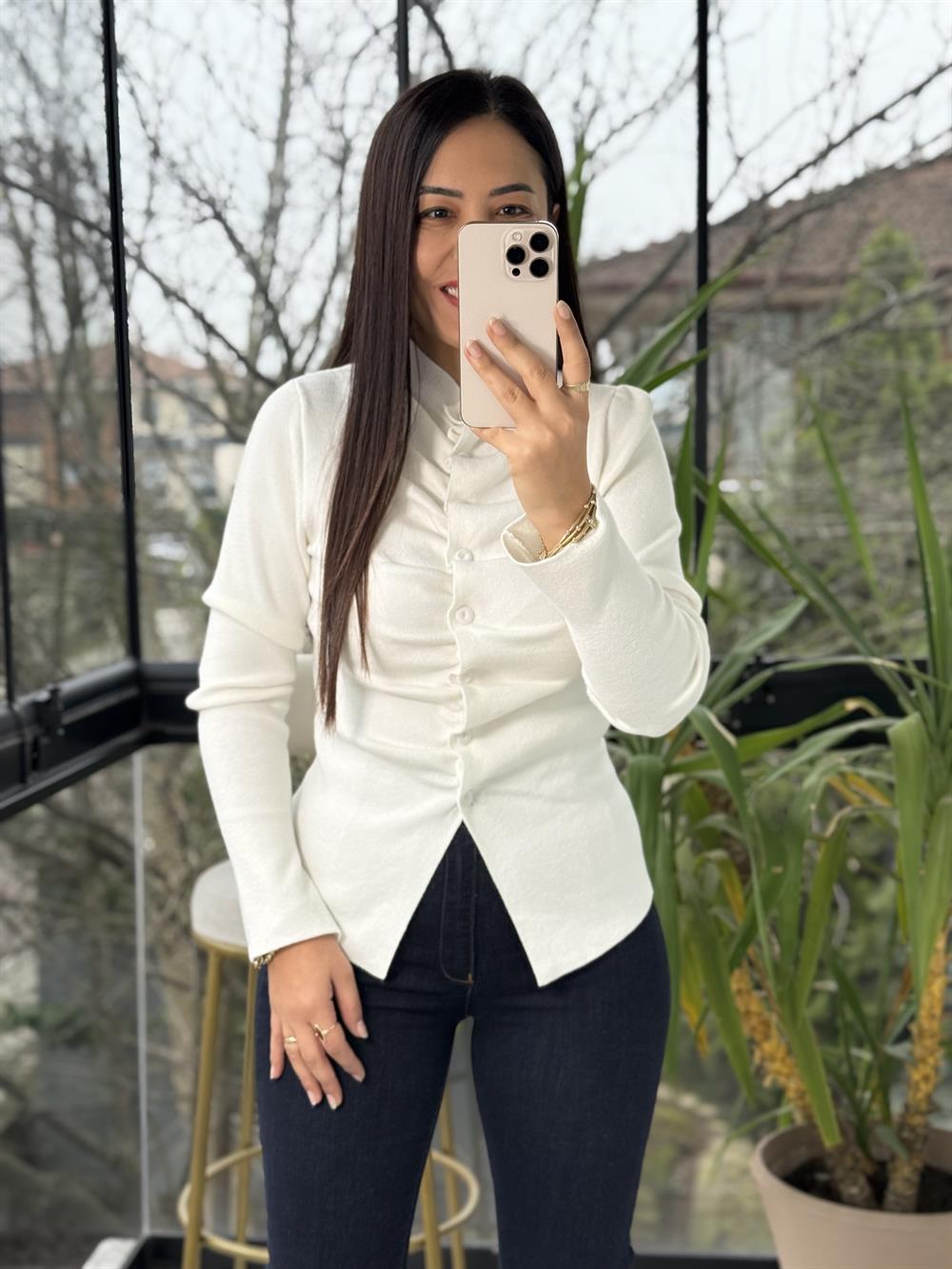 Önü Büzgülü Düğmeli Triko Hırka Krem