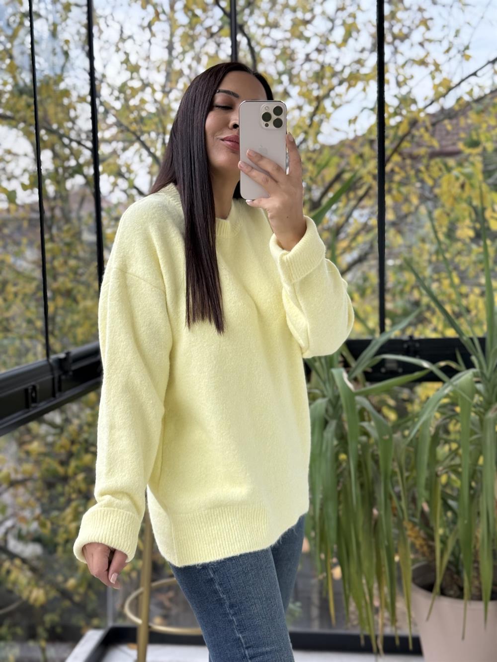 Yumoş Basic Kazak Sarı