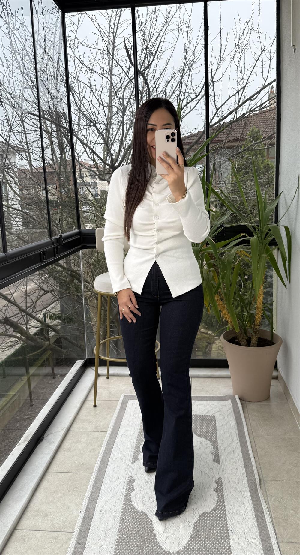 Önü Büzgülü Düğmeli Triko Hırka Krem