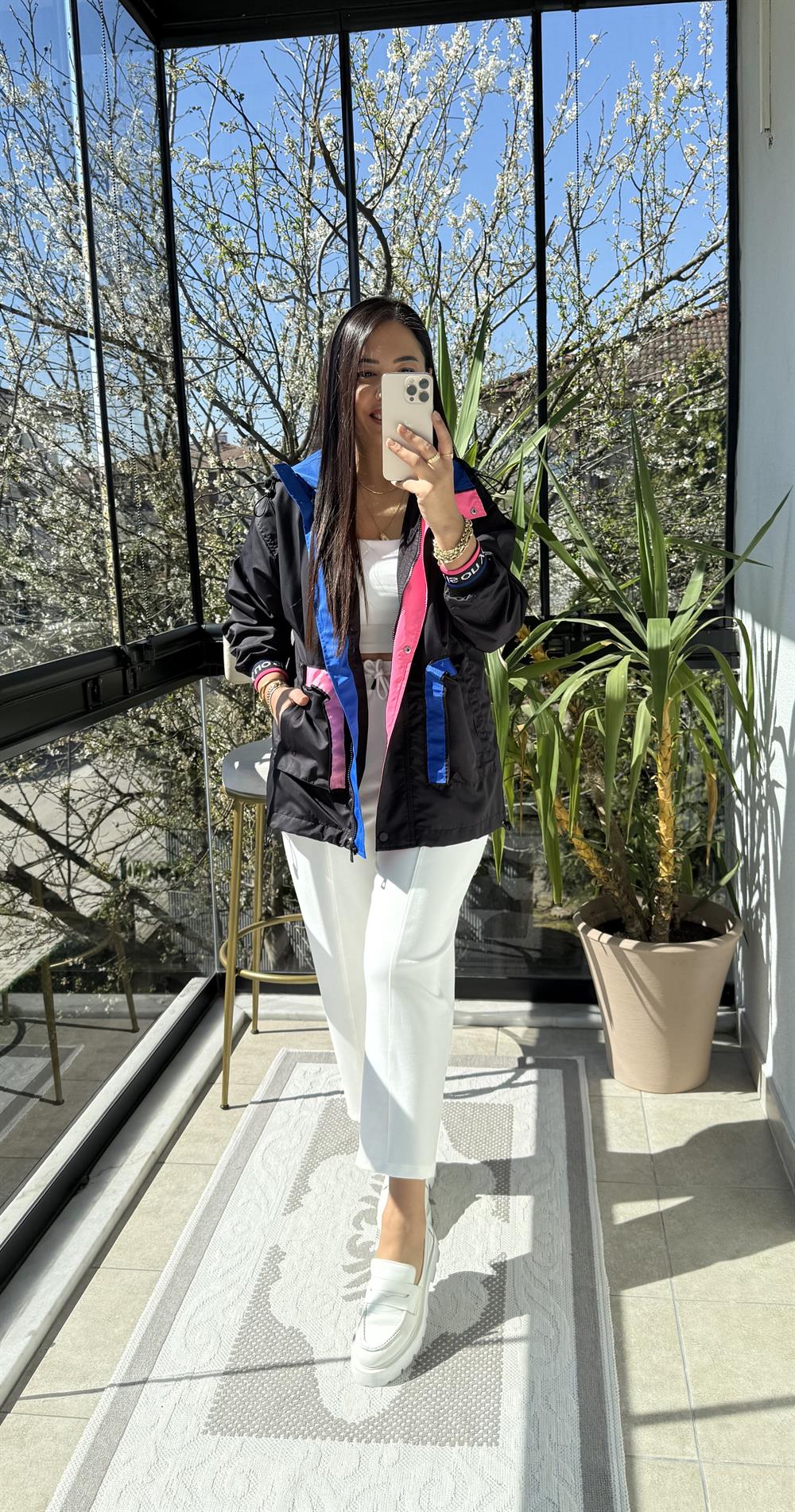 Neon Block Yağmurluk Siyah