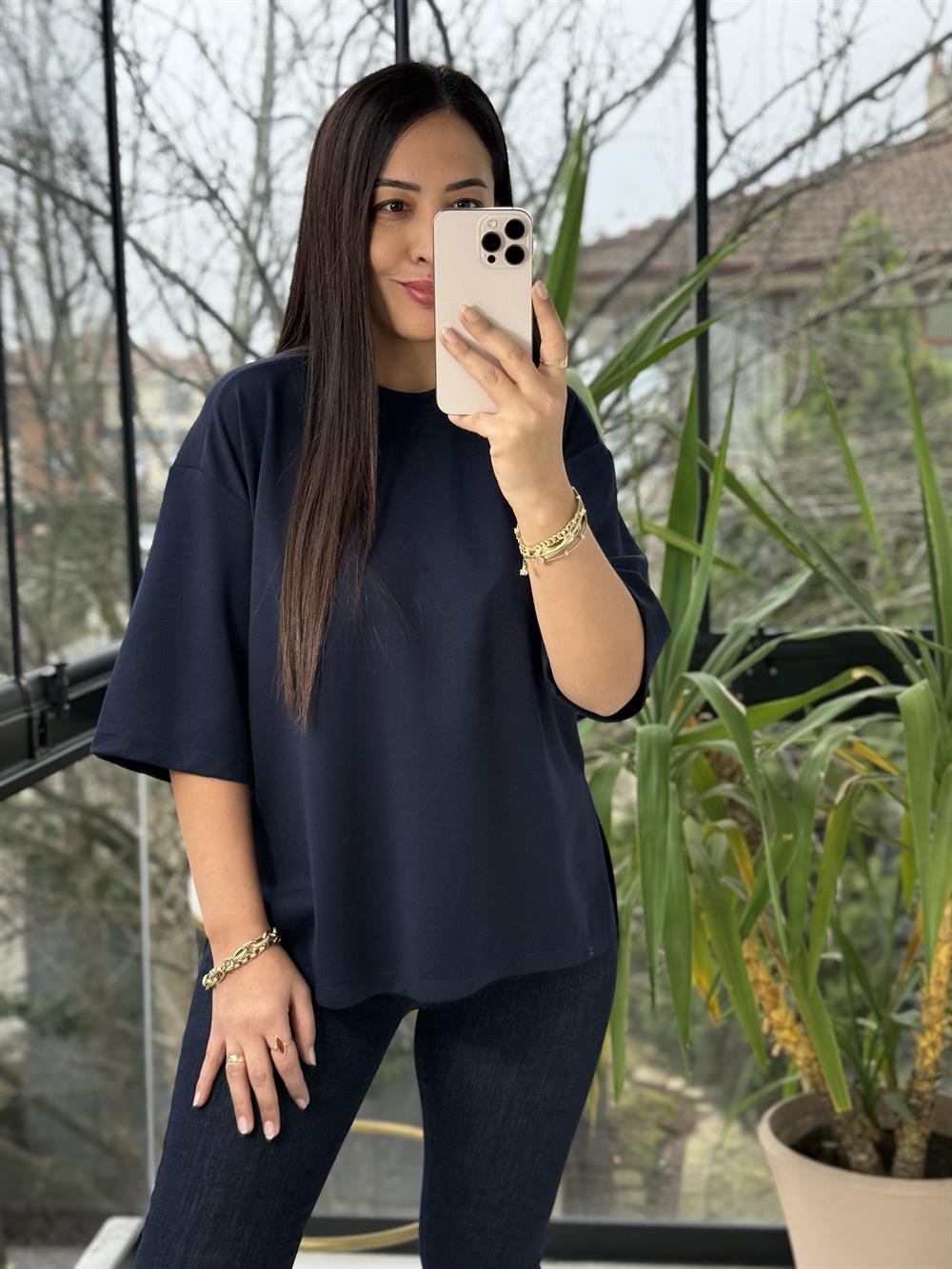 Oversize Yanları Yırtmaçlı Modal Tişört Lacivert