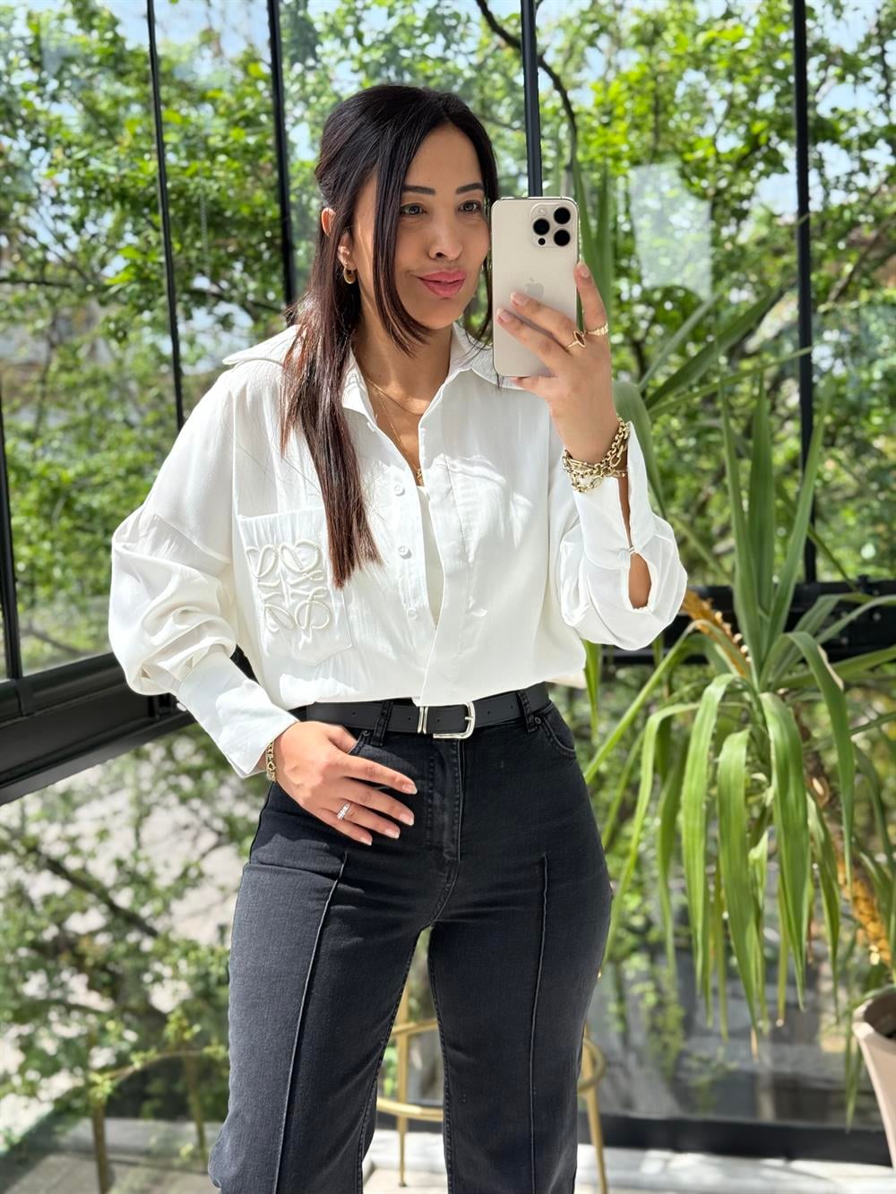 Cebi Nakışlı Gömlek Beyaz