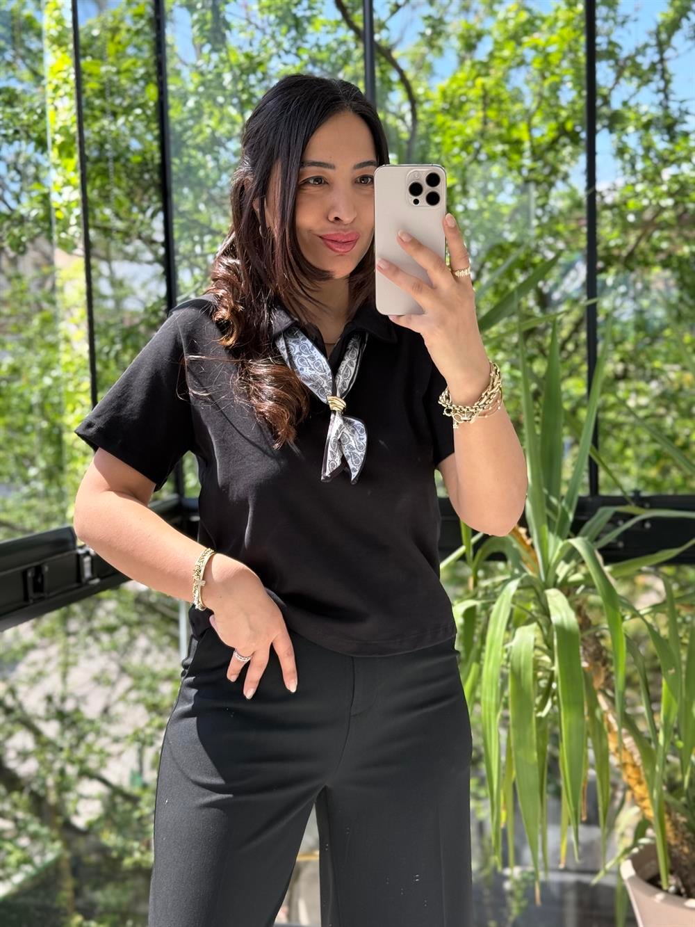 Fularlı Tişört Siyah