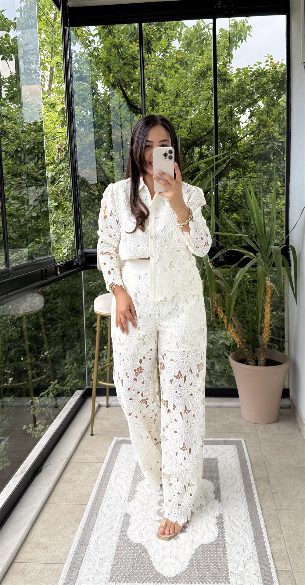 Güpür Detaylı Gömlekli Pantolon Takım Natural