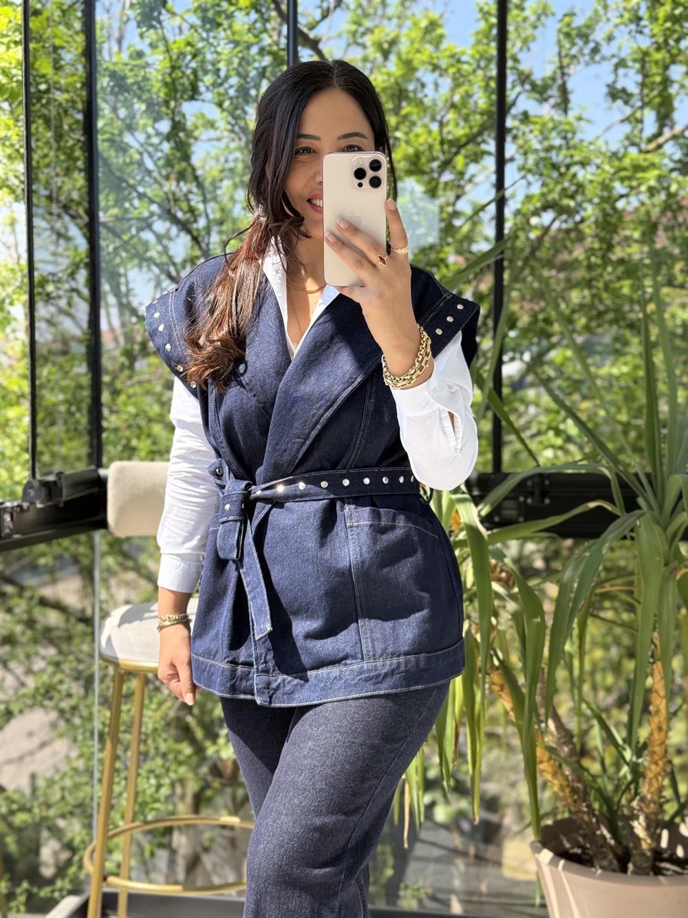 Çakımlı Kuşaklı Denim Yelek Lacivert