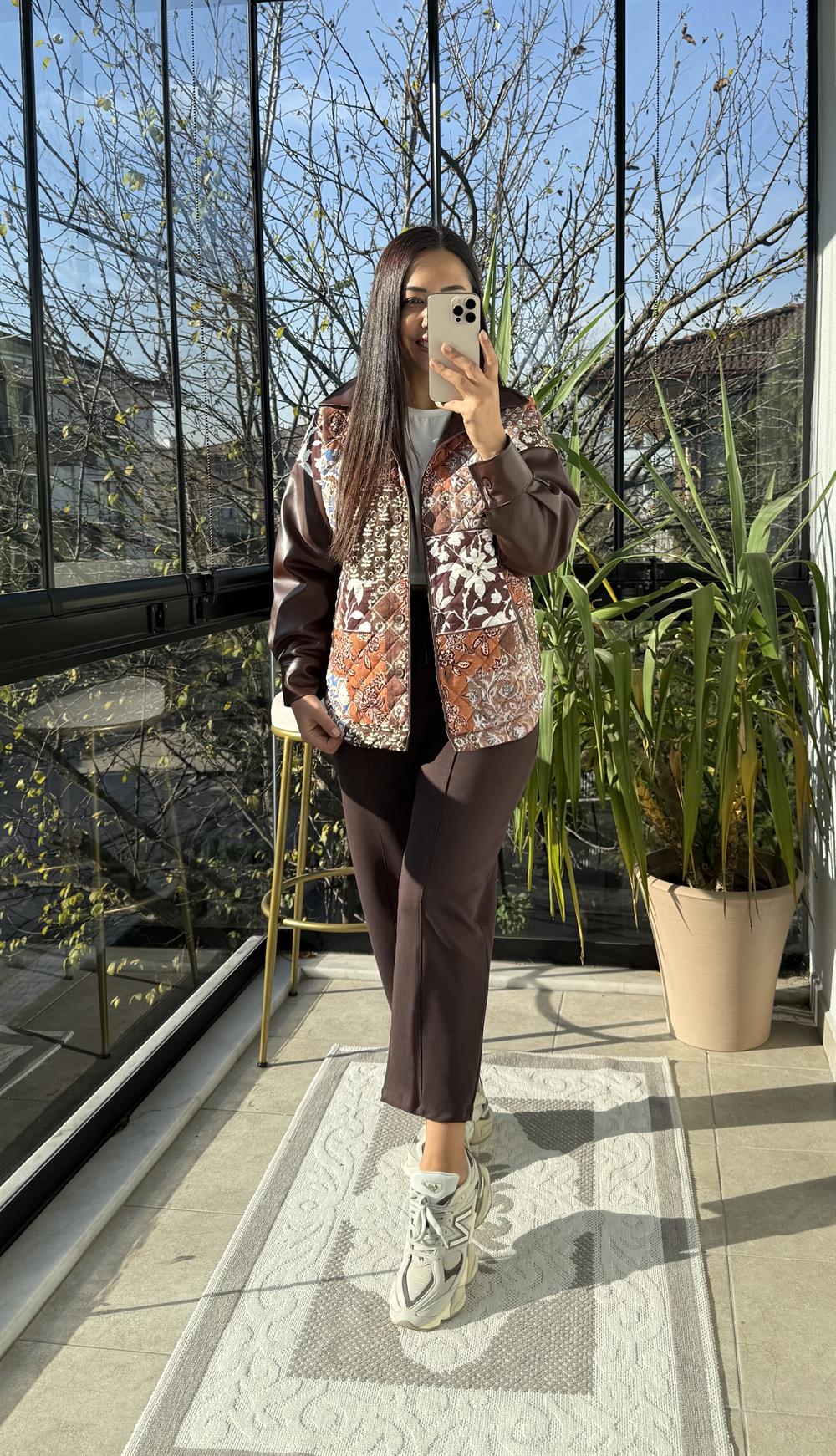 Deri Garnili Kapitone Ceket Kahve