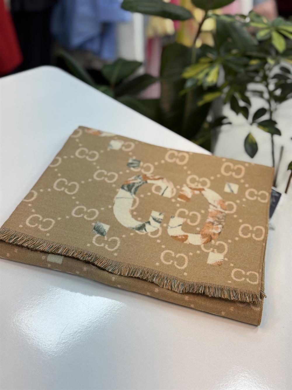 İthal Kaşmir Şal CC Bisküvi