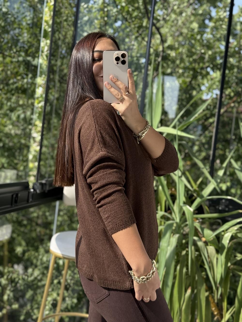 Kayık Yaka İnce Triko Kahve